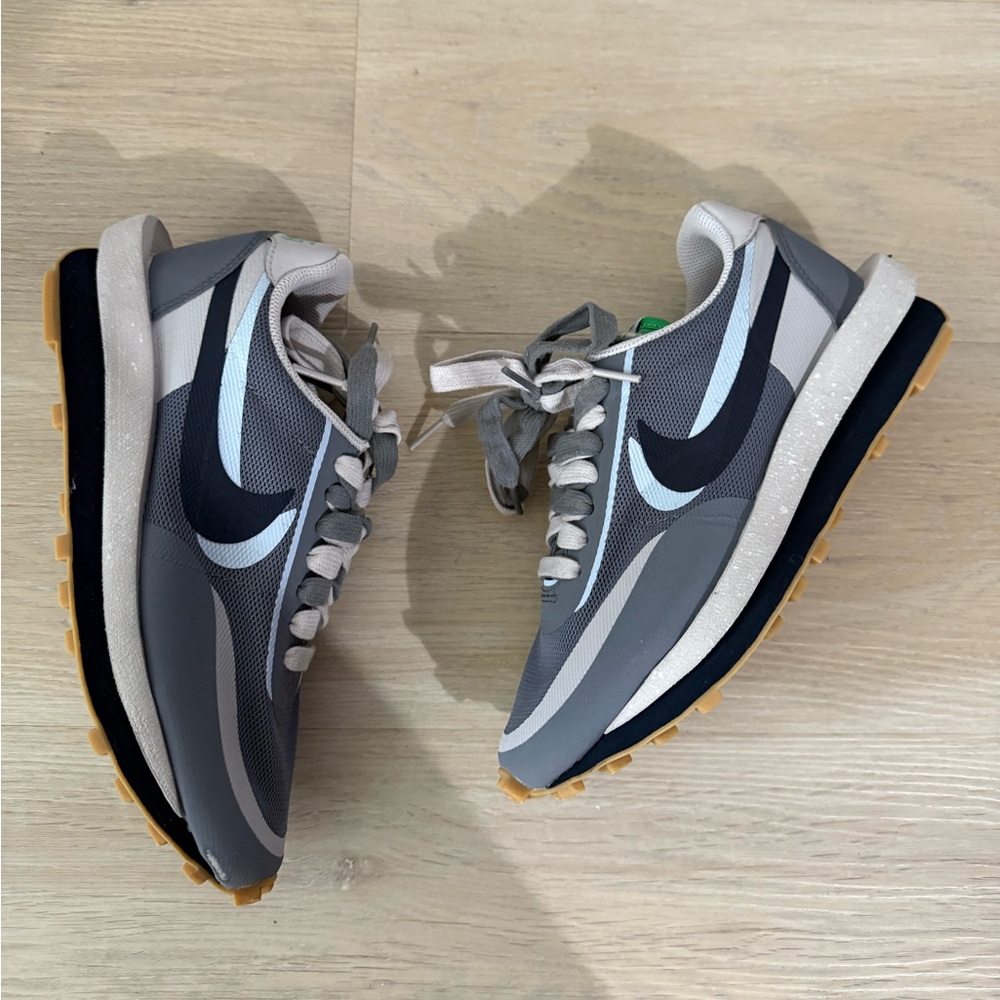 Nike LD Waffle sacai CLOT Kiss of Death 2
Cool Grey